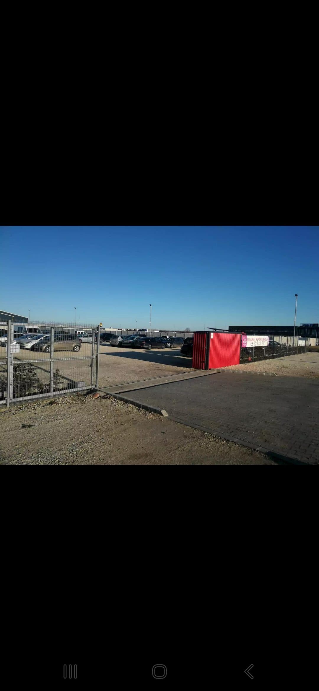 Vecsés, Almáskert út 18, 2220 Hungary parking
