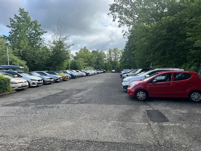Stuttgart-Flughafen-Parker, Stuttgarter Straße, Leinfelden, Germany parking
